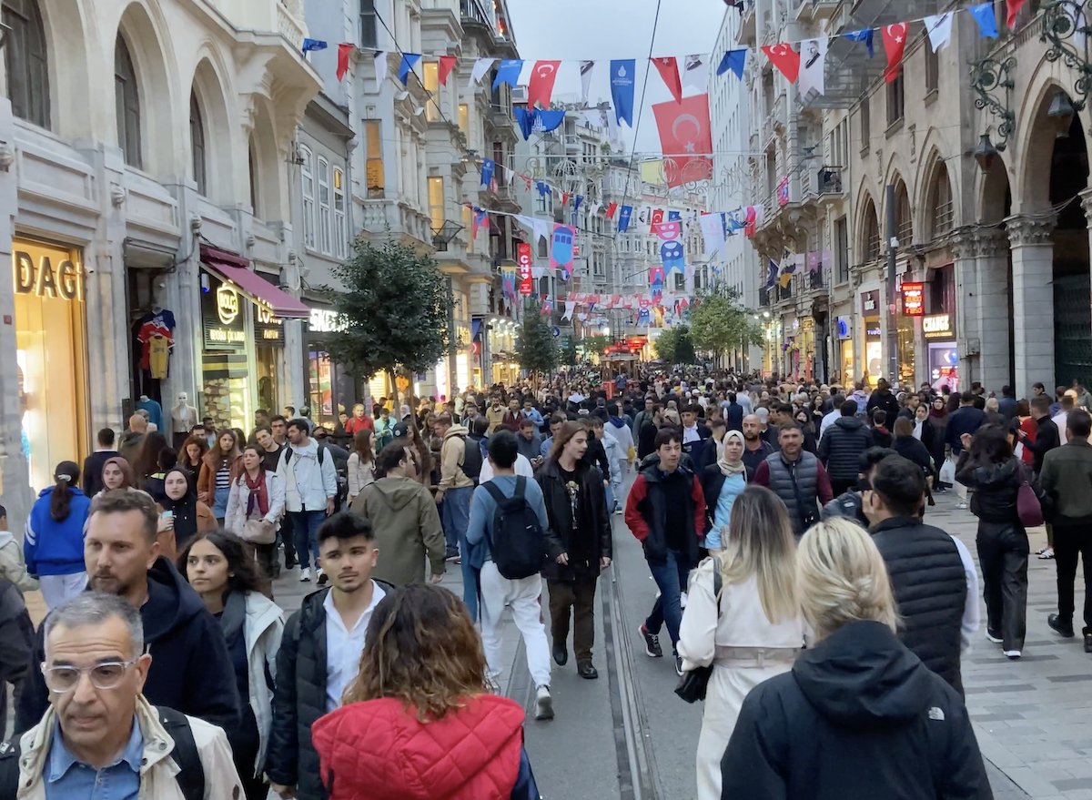 Helyszíni beszámoló az isztambuli merényletről – PODCAST